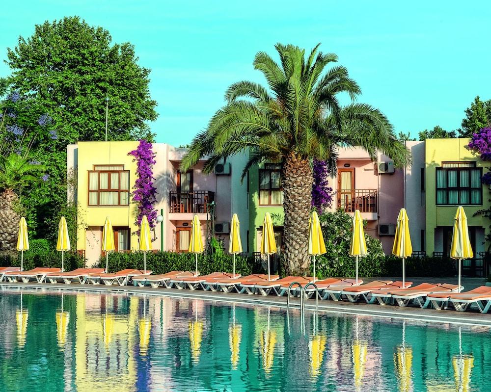 Resort Vonresort Golden & Aqua 4*